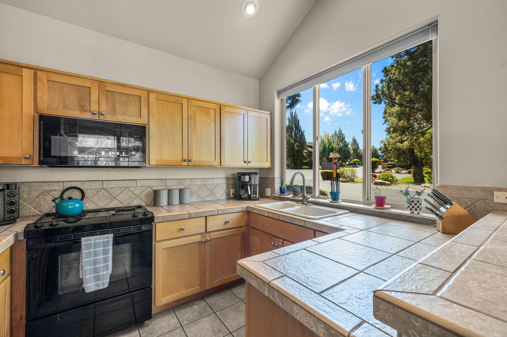 Ridge At Eagle Crest - Residential