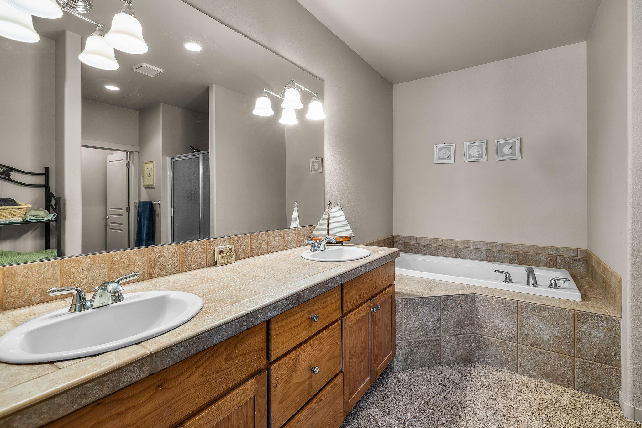 Ridge At Eagle Crest - Residential