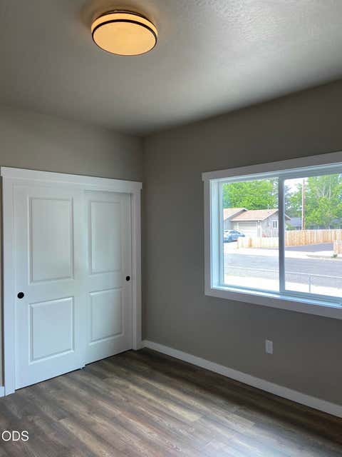 Tiny photo for 126 Lorraine Avenue, Eagle Point, OR 97524 (MLS # 220222965)