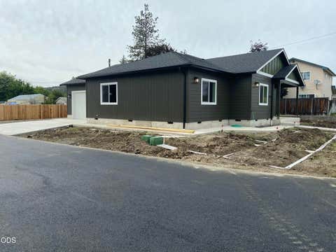 Tiny photo for 126 Lorraine Avenue, Eagle Point, OR 97524 (MLS # 220222965)