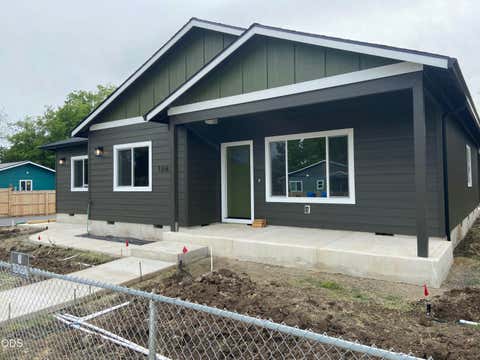 Photo of 126 Lorraine Avenue, Eagle Point, OR 97524 (MLS # 220222965)
