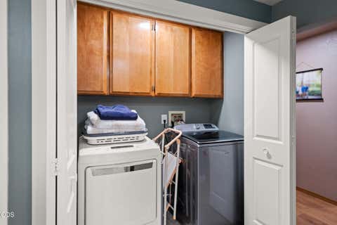Tiny photo for 854 Delsie Drive, Grants Pass, OR 97527 (MLS # 220227158)