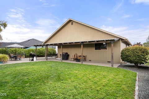 Tiny photo for 854 Delsie Drive, Grants Pass, OR 97527 (MLS # 220227158)