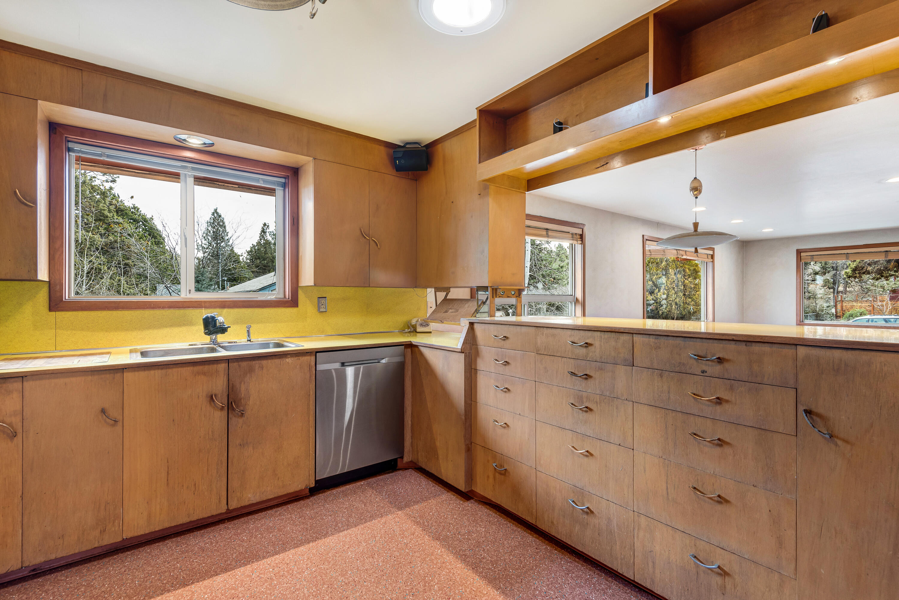 Center - Residential