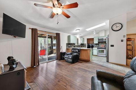 Tiny photo for 15495 Federal Road, La Pine, OR 97739 (MLS # 220218848)