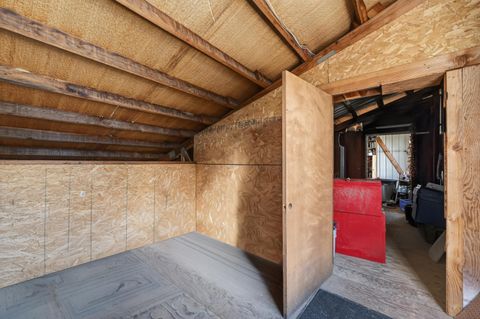 Tiny photo for 15495 Federal Road, La Pine, OR 97739 (MLS # 220218848)