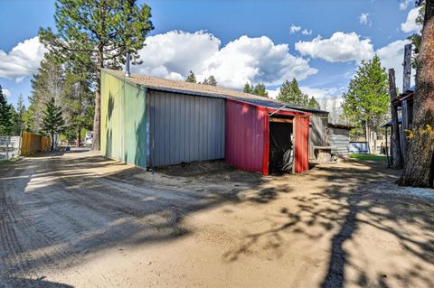 Tiny photo for 15495 Federal Road, La Pine, OR 97739 (MLS # 220218848)