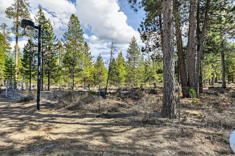 Tiny photo for 15495 Federal Road, La Pine, OR 97739 (MLS # 220218848)