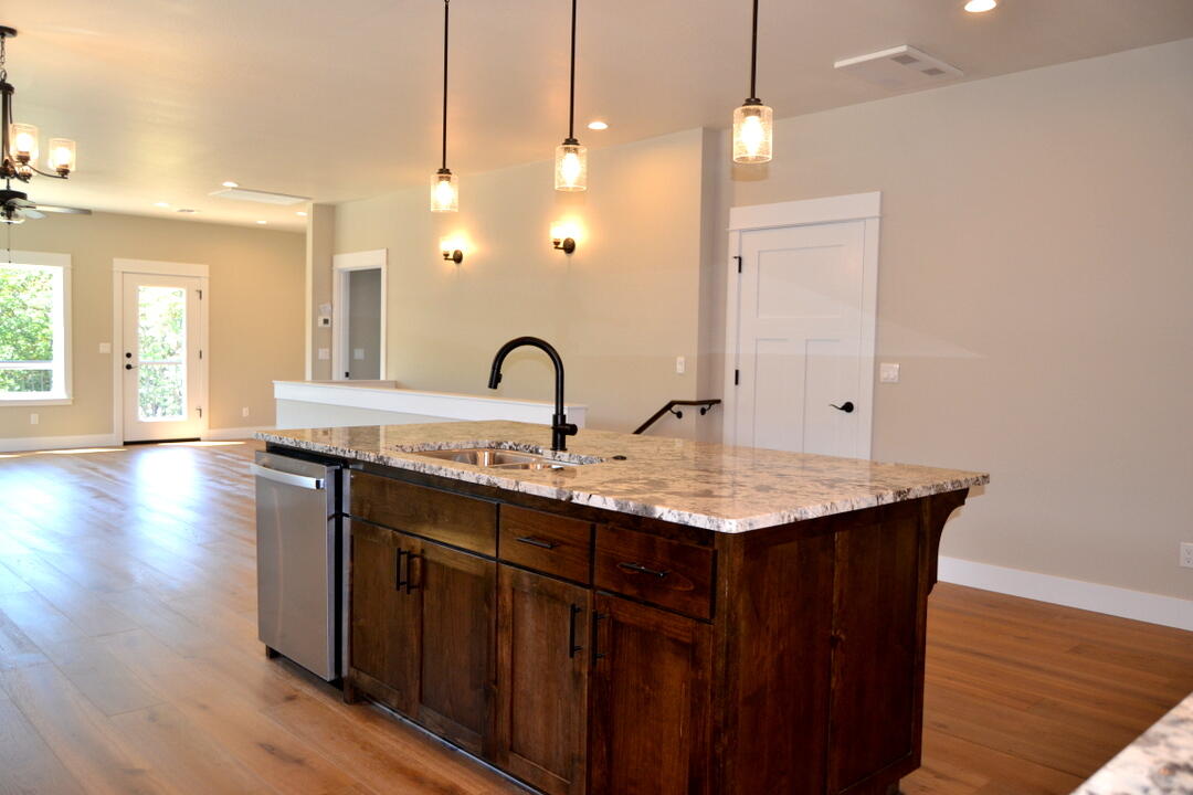 The Pinnacle At Meadow Wood - Residential