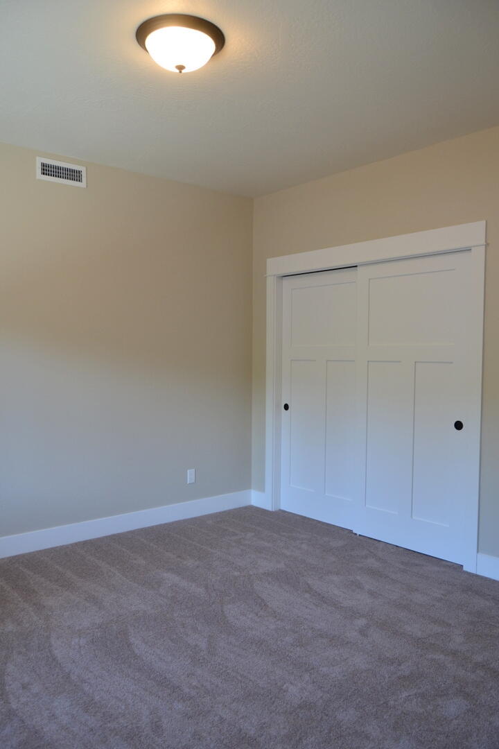 The Pinnacle At Meadow Wood - Residential