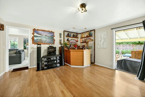 Tiny photo for 1082 La Loma Drive, Medford, OR 97504 (MLS # 220219831)