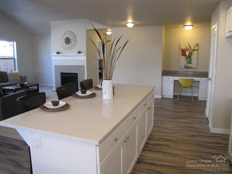 Reed Pointe - Residential