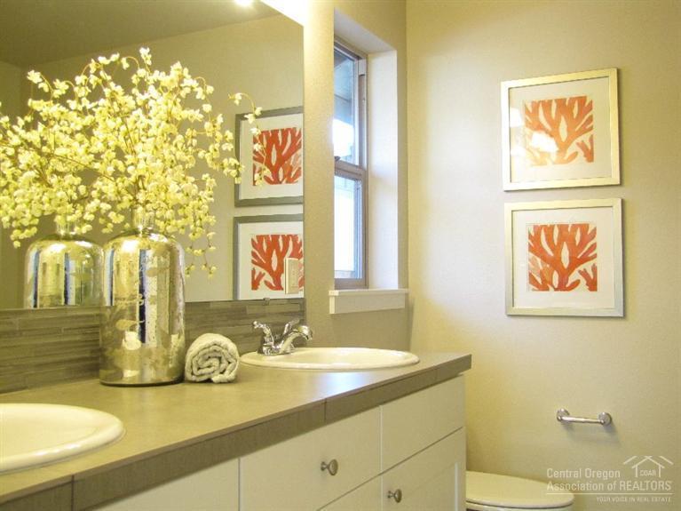 Reed Pointe - Residential