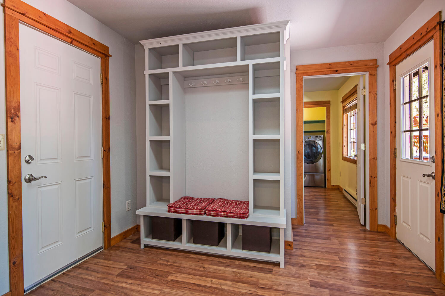 Panoramic View Est - Residential