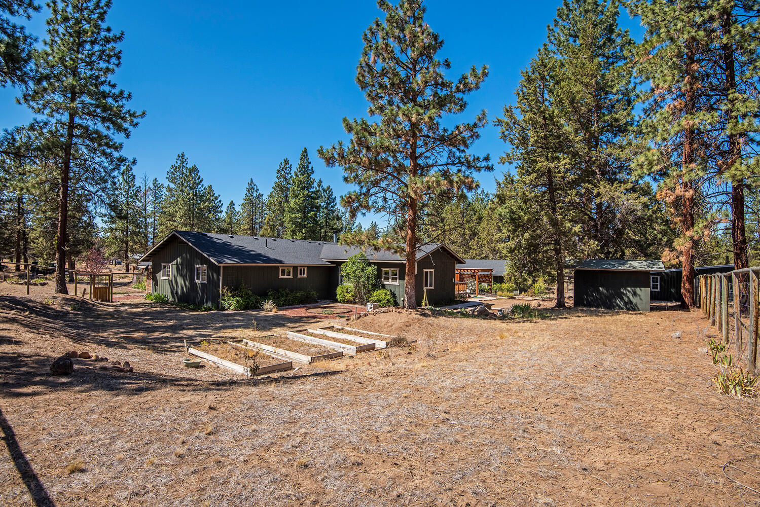 Panoramic View Est - Residential