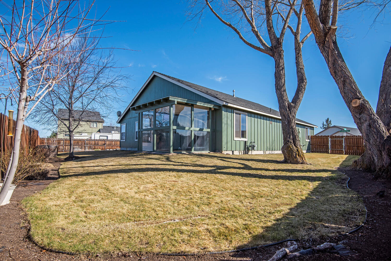 McKenzie Rim Estates - Residential