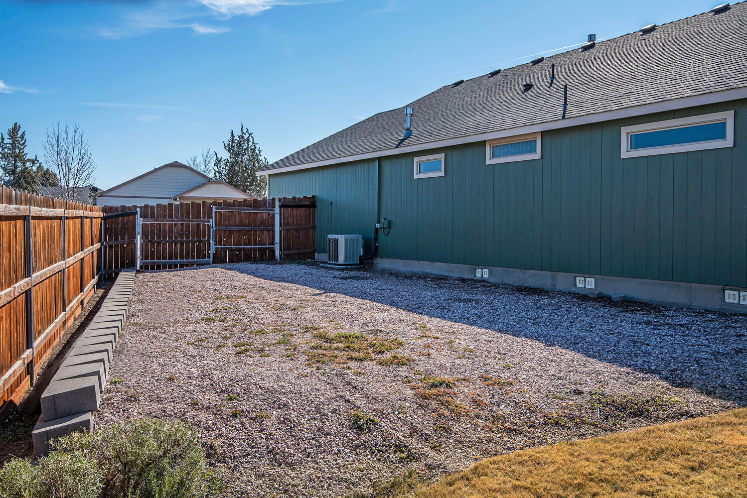 McKenzie Rim Estates - Residential