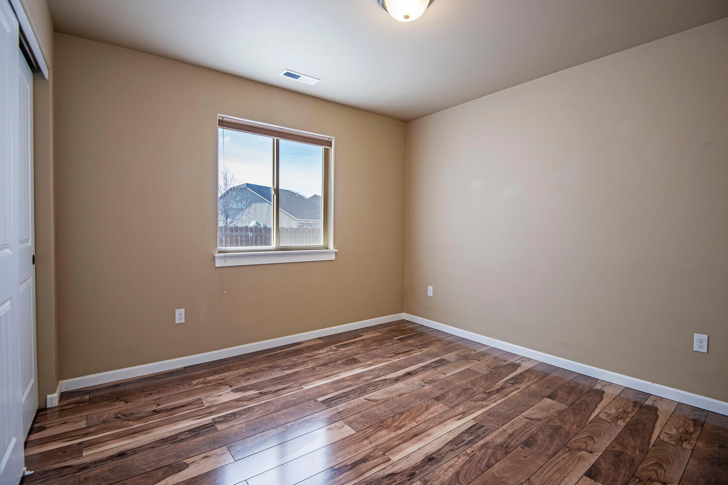 McKenzie Rim Estates - Residential