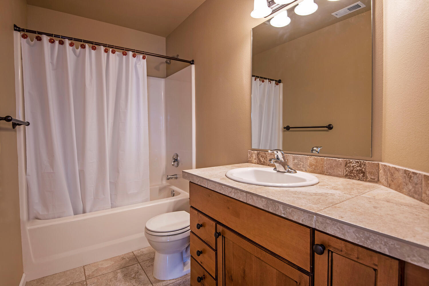 McKenzie Rim Estates - Residential