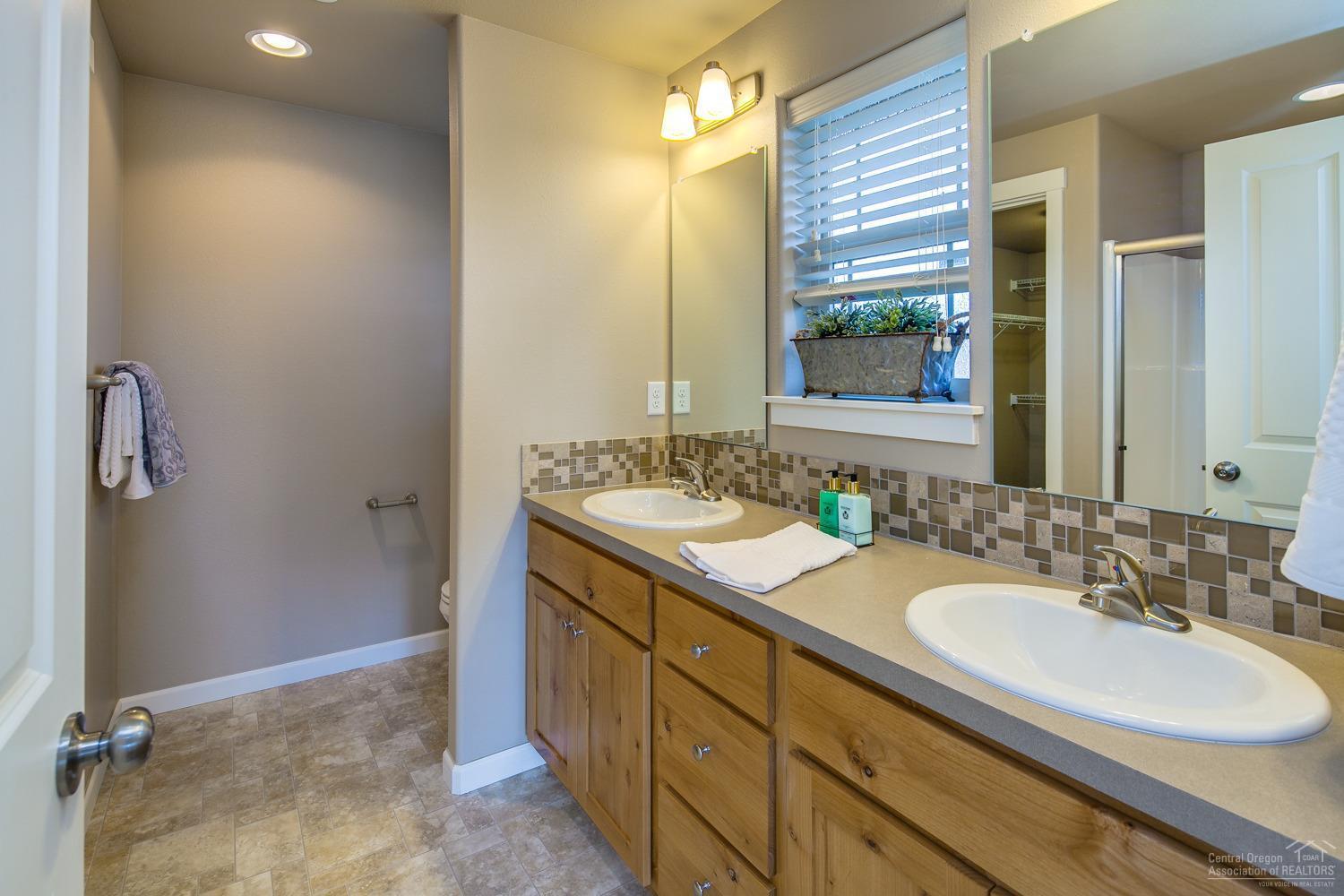 Fieldstone Crossing - Residential