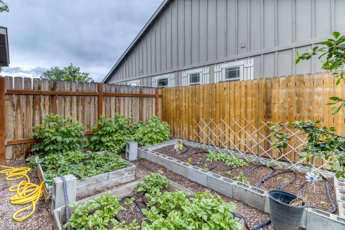 Julina Park - Residential