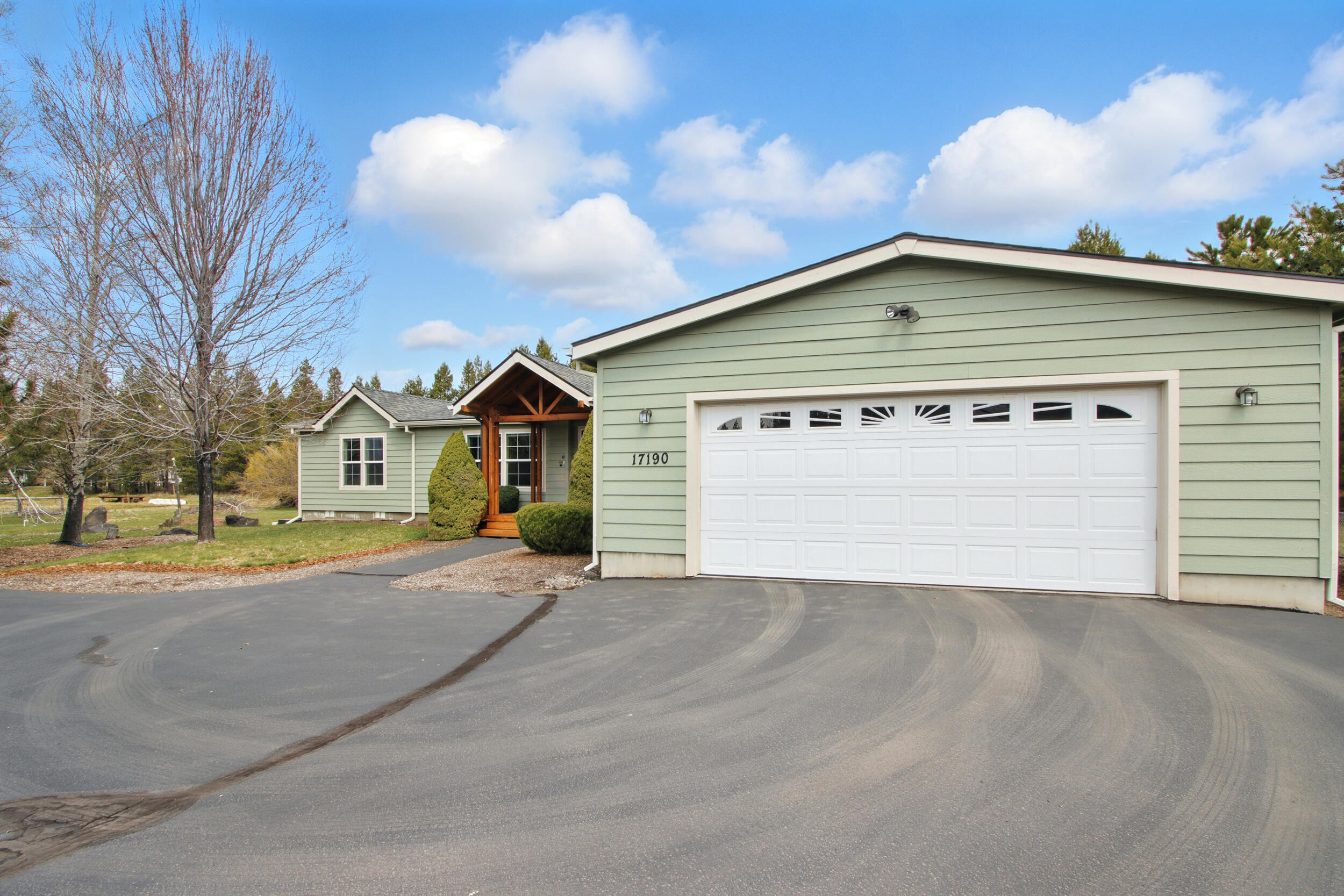 17190 Wood Duck Court