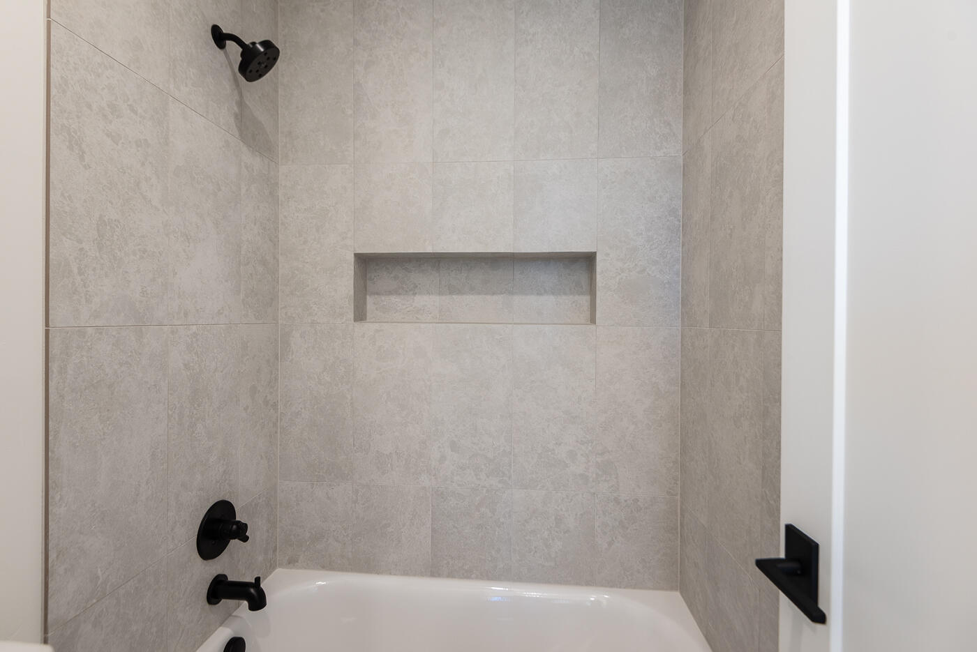 Discovery West Phase 6 & 7 - Residential