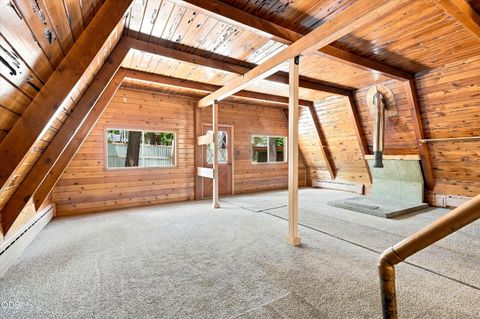 Tiny photo for 22837 Elm Street, Klamath Falls, OR 97601 (MLS # 220225928)