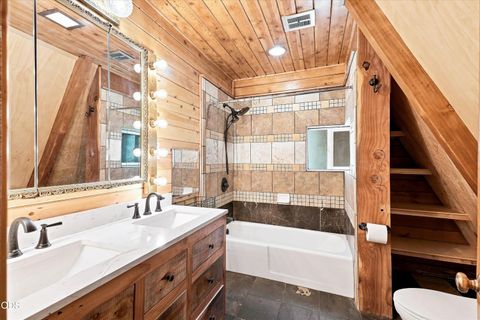Tiny photo for 22837 Elm Street, Klamath Falls, OR 97601 (MLS # 220225928)