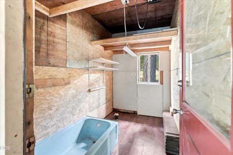 Tiny photo for 22837 Elm Street, Klamath Falls, OR 97601 (MLS # 220225928)