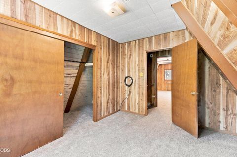 Tiny photo for 22837 Elm Street, Klamath Falls, OR 97601 (MLS # 220225928)