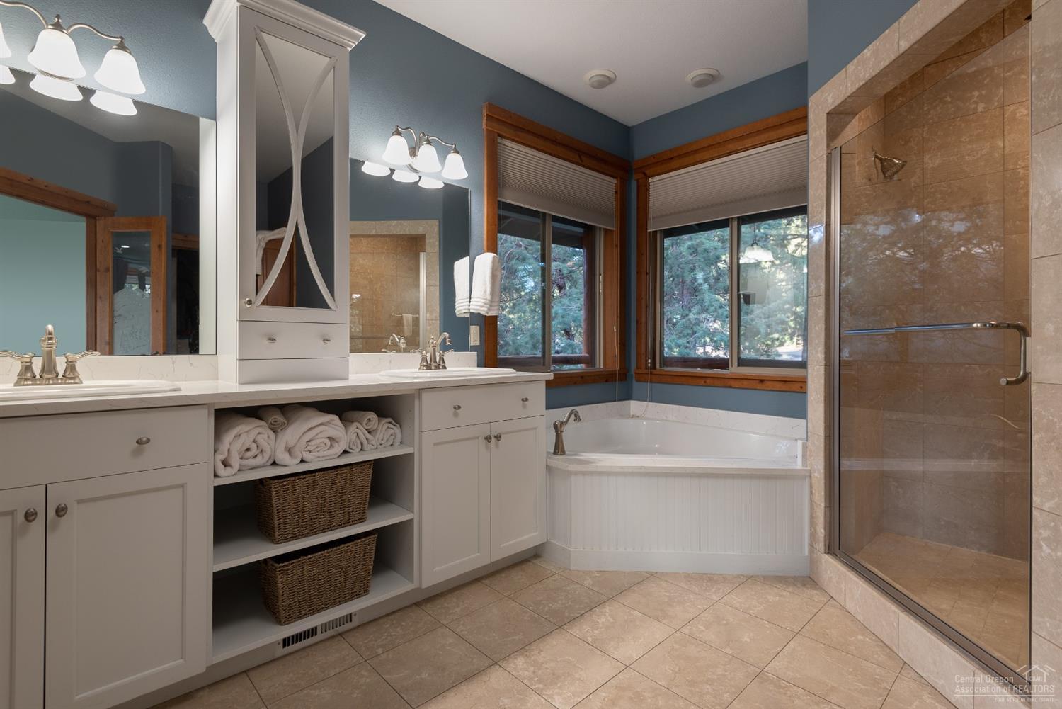 Awbrey Glen - Residential