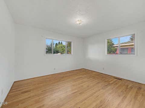 Tiny photo for 4706 Onyx Avenue, Klamath Falls, OR 97603 (MLS # 220226850)