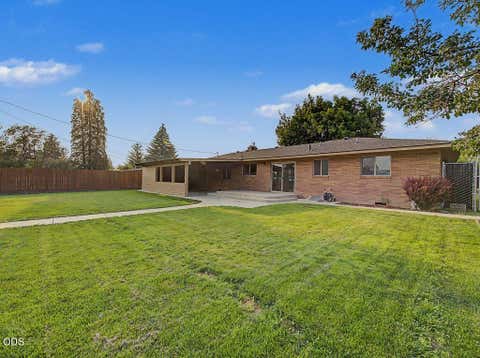 Tiny photo for 4706 Onyx Avenue, Klamath Falls, OR 97603 (MLS # 220226850)