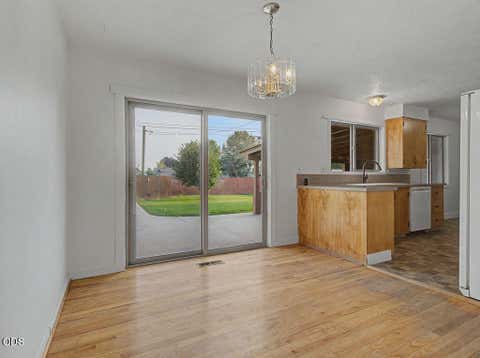 Tiny photo for 4706 Onyx Avenue, Klamath Falls, OR 97603 (MLS # 220226850)