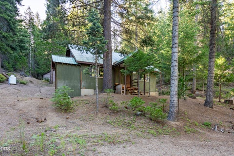 Tiny photo for 0 Hungry Ridge, Ashland, OR 97520 (MLS # 220225545)