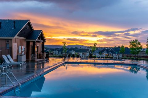 Tiny photo for 1309 NE Barney Street, Prineville, OR 97754 (MLS # 220217138)