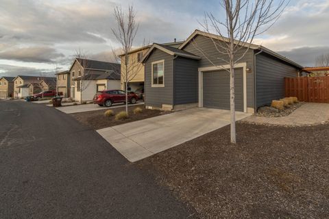 Tiny photo for 1309 NE Barney Street, Prineville, OR 97754 (MLS # 220217138)