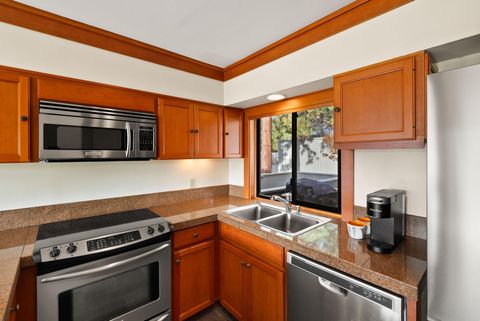 Tiny photo for 13400 Foxtail #83, Black Butte Ranch, OR 97759 (MLS # 220211697)