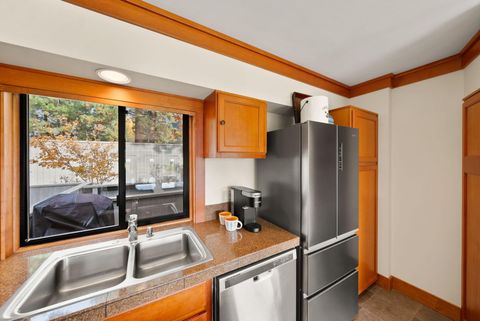 Tiny photo for 13400 Foxtail #83, Black Butte Ranch, OR 97759 (MLS # 220211697)