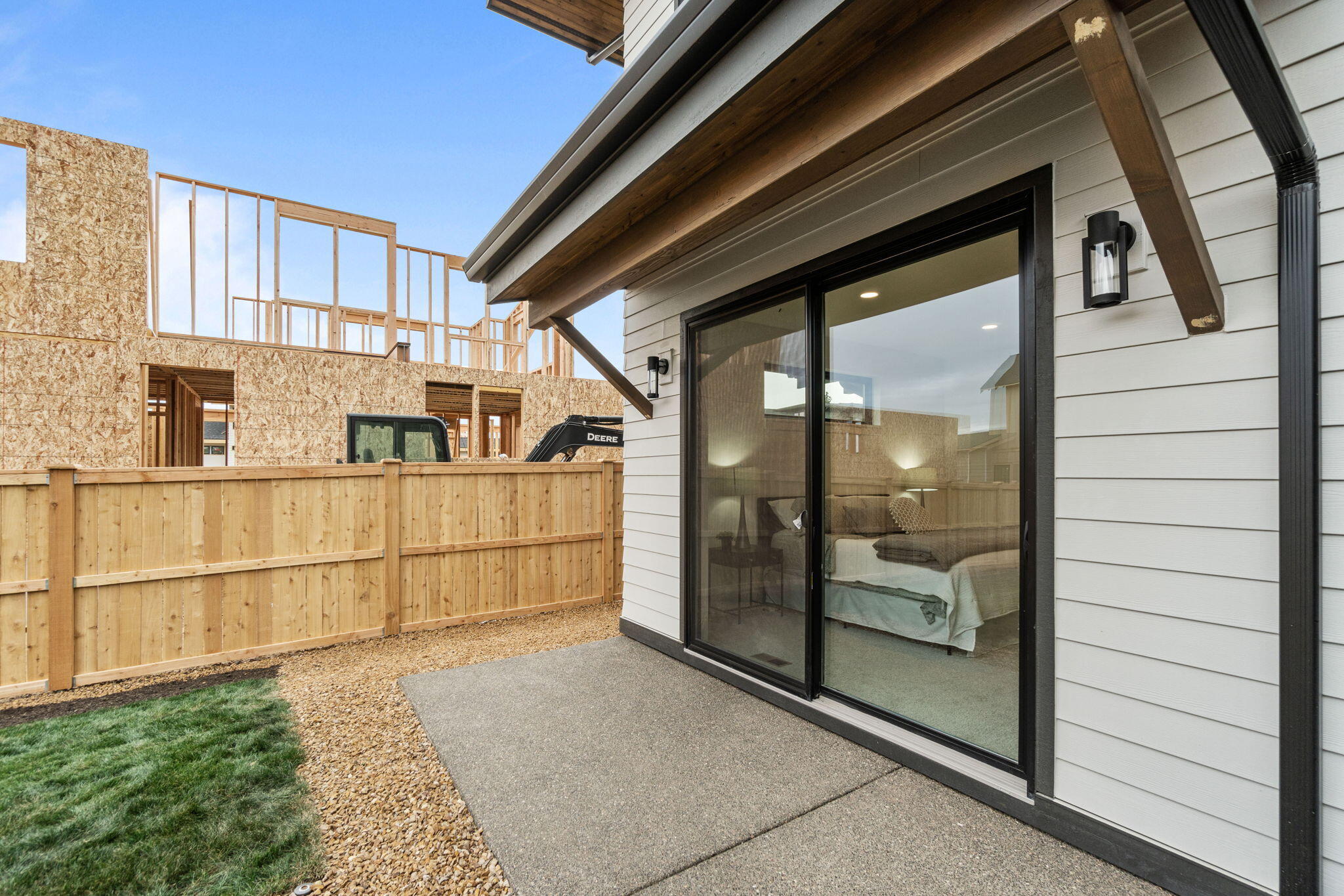 Discovery West Phase 4 - Residential