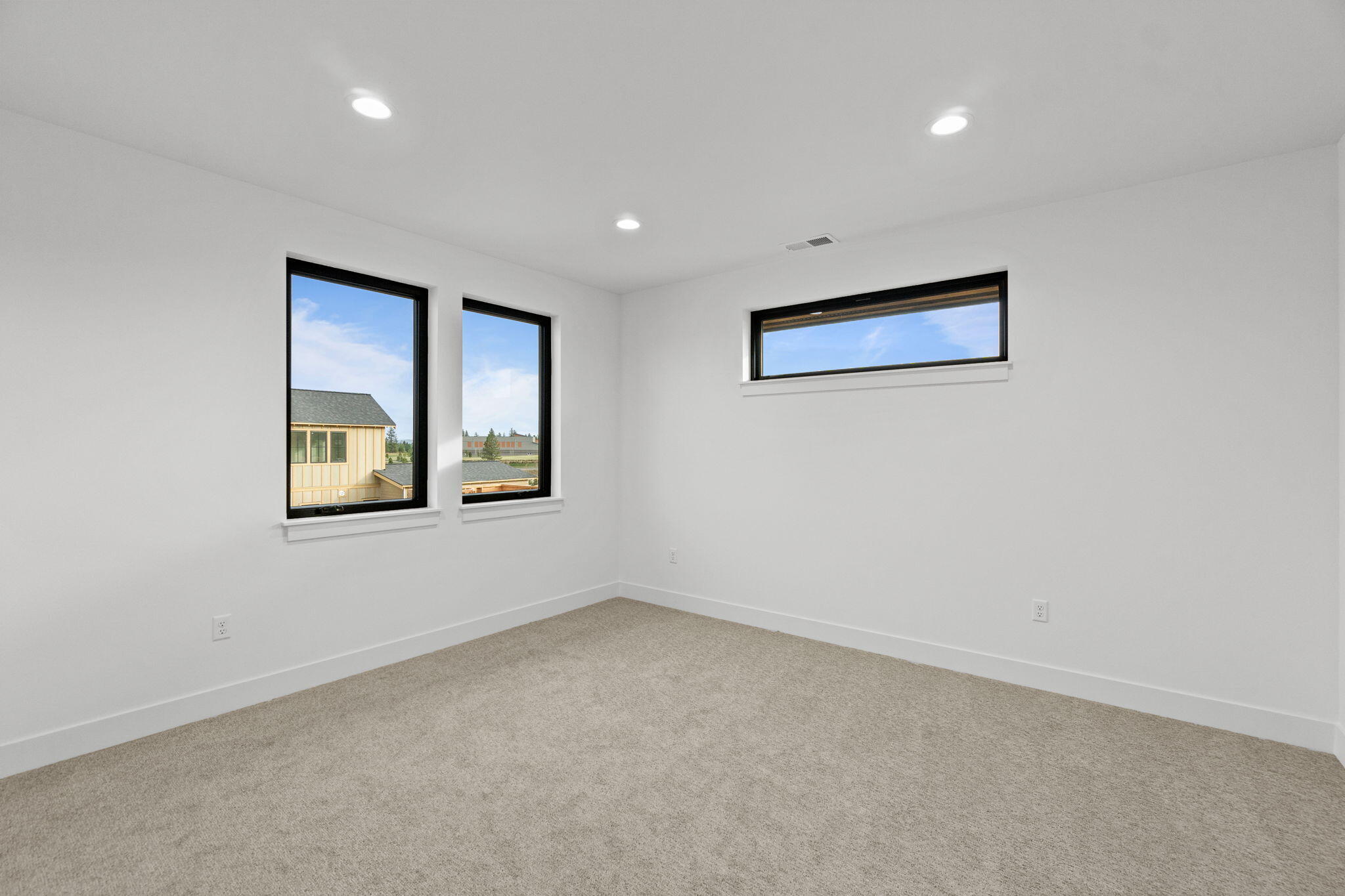 Discovery West Phase 4 - Residential