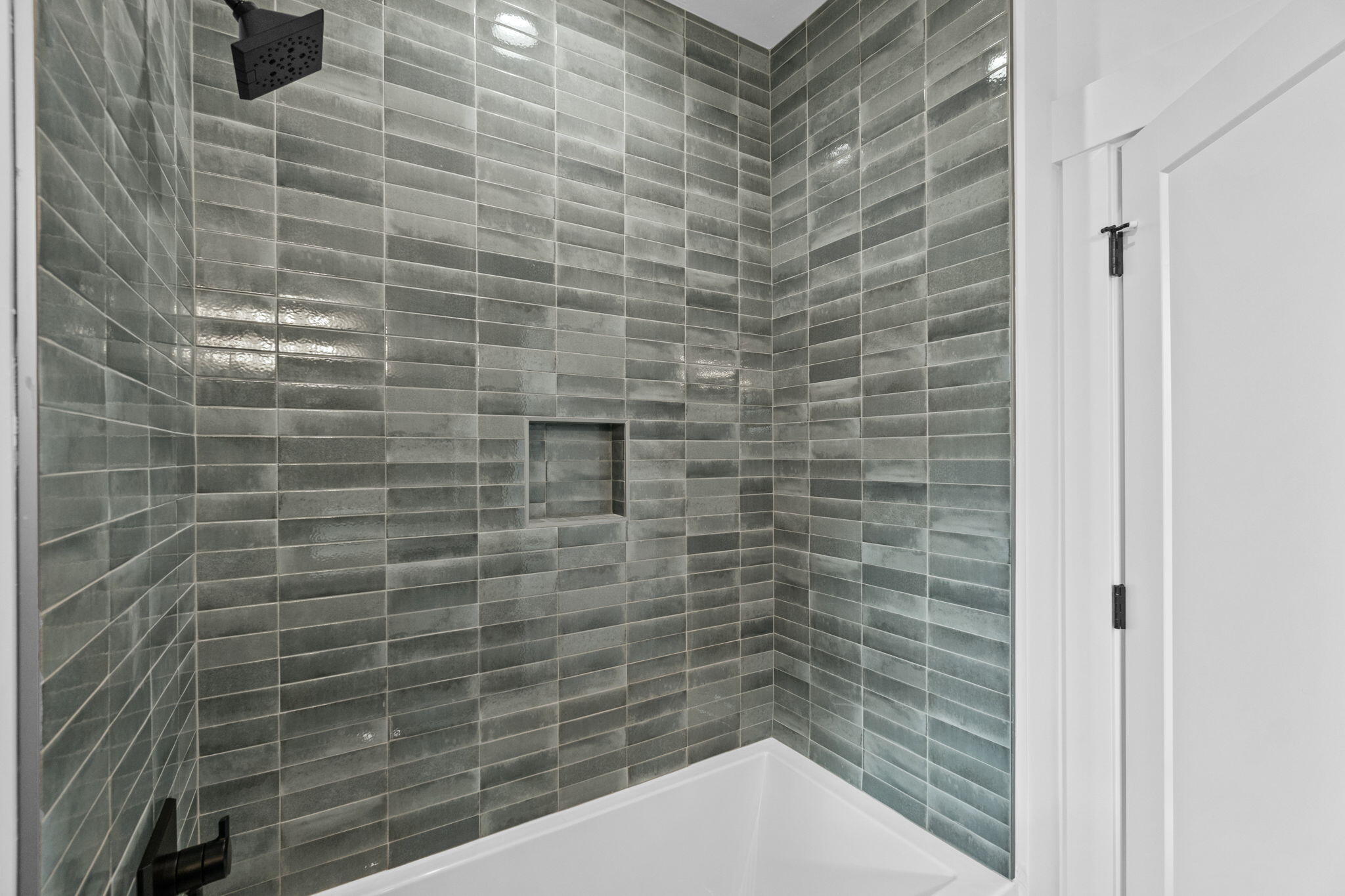 Discovery West Phase 4 - Residential