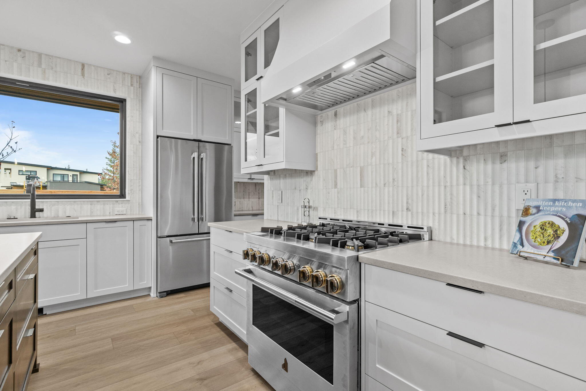 Discovery West Phase 4 - Residential