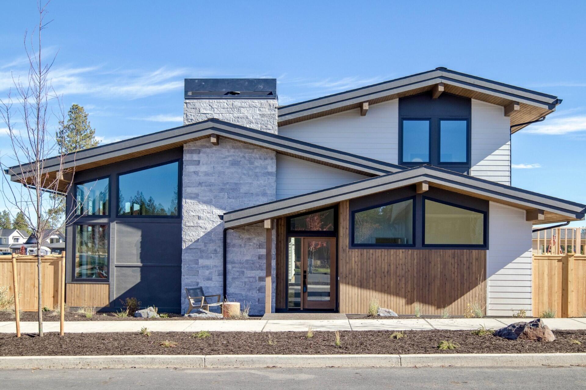 Discovery West Phase 4 - Residential