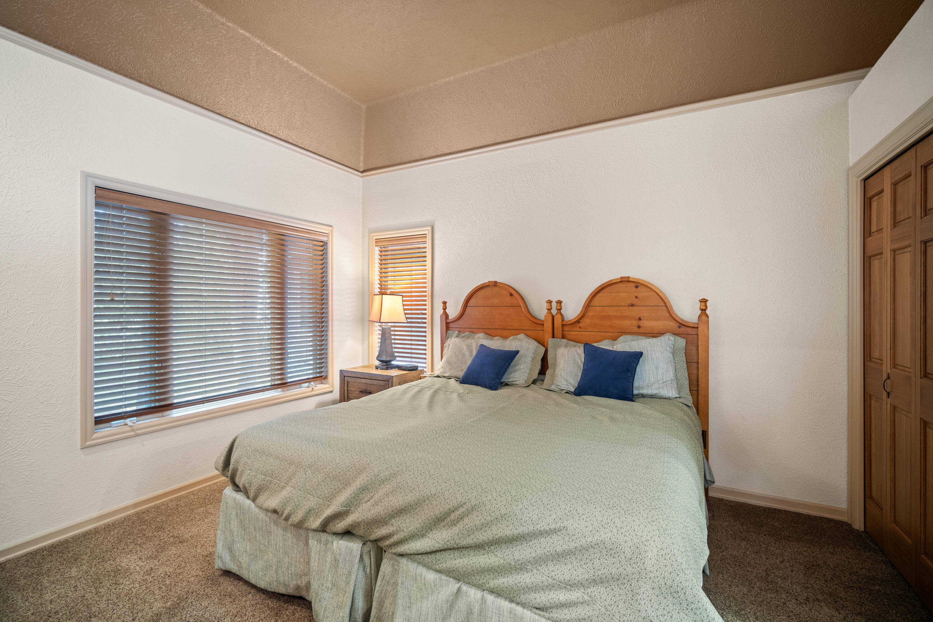 StoneTH - Residential