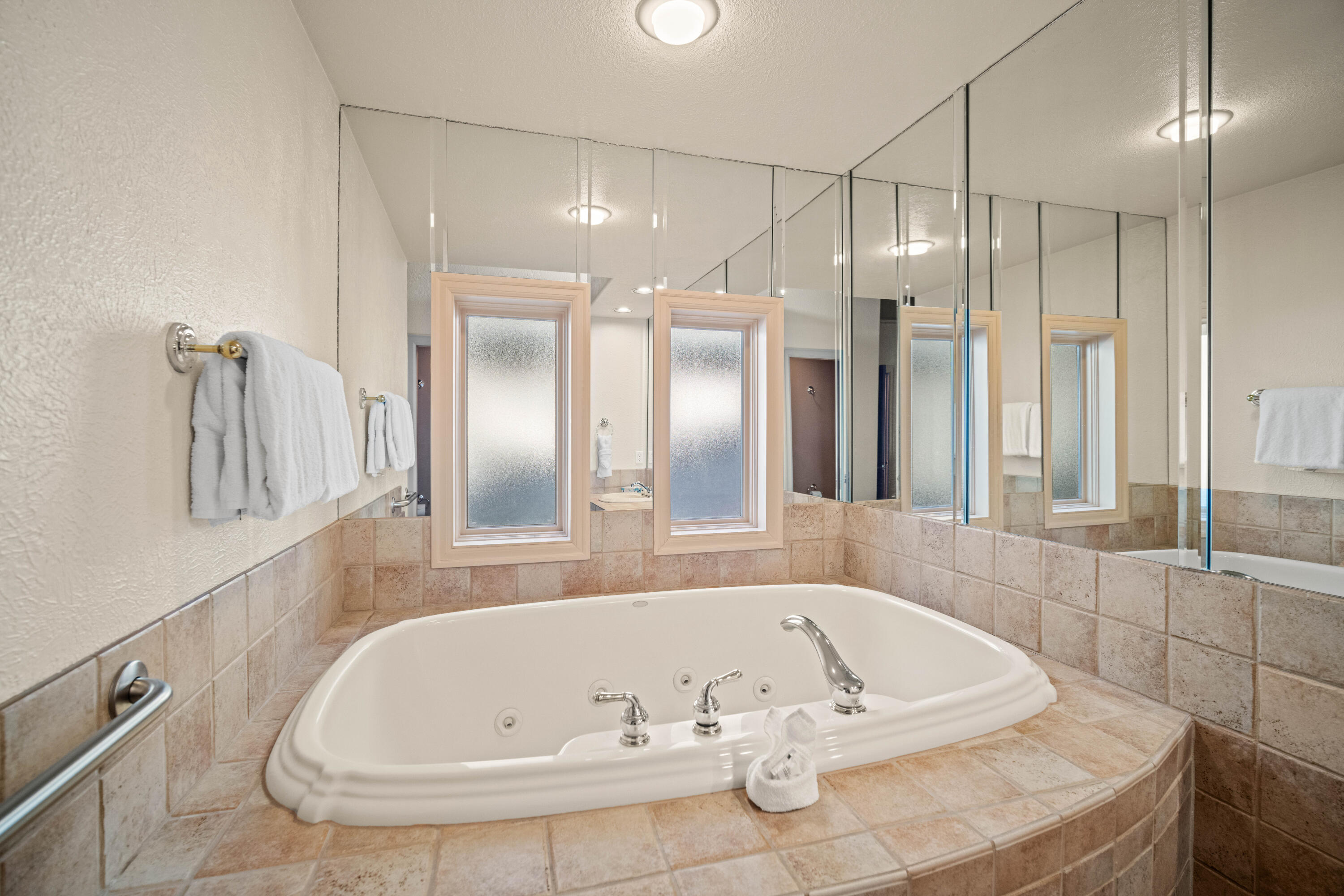 StoneTH - Residential