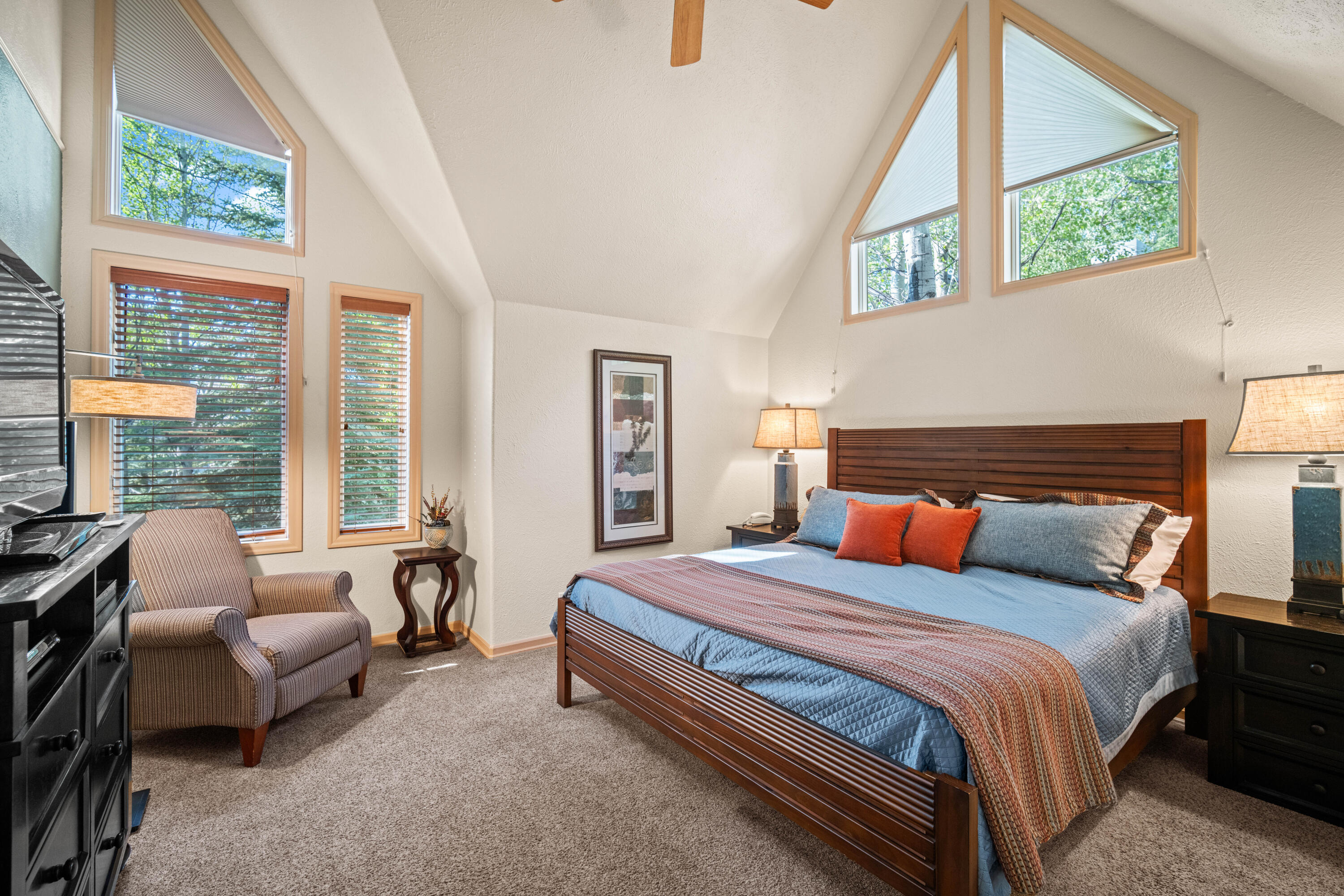 StoneTH - Residential