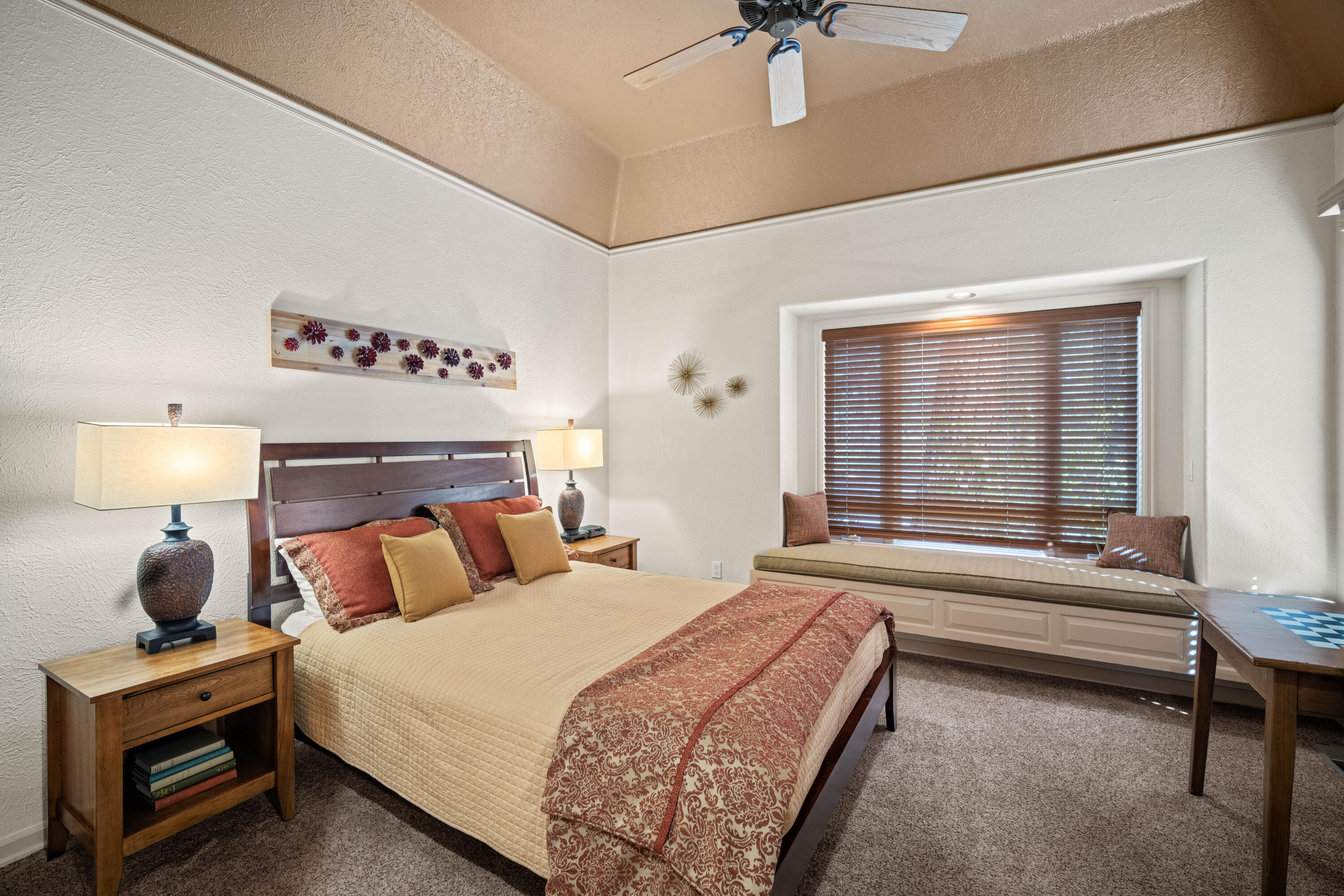 StoneTH - Residential