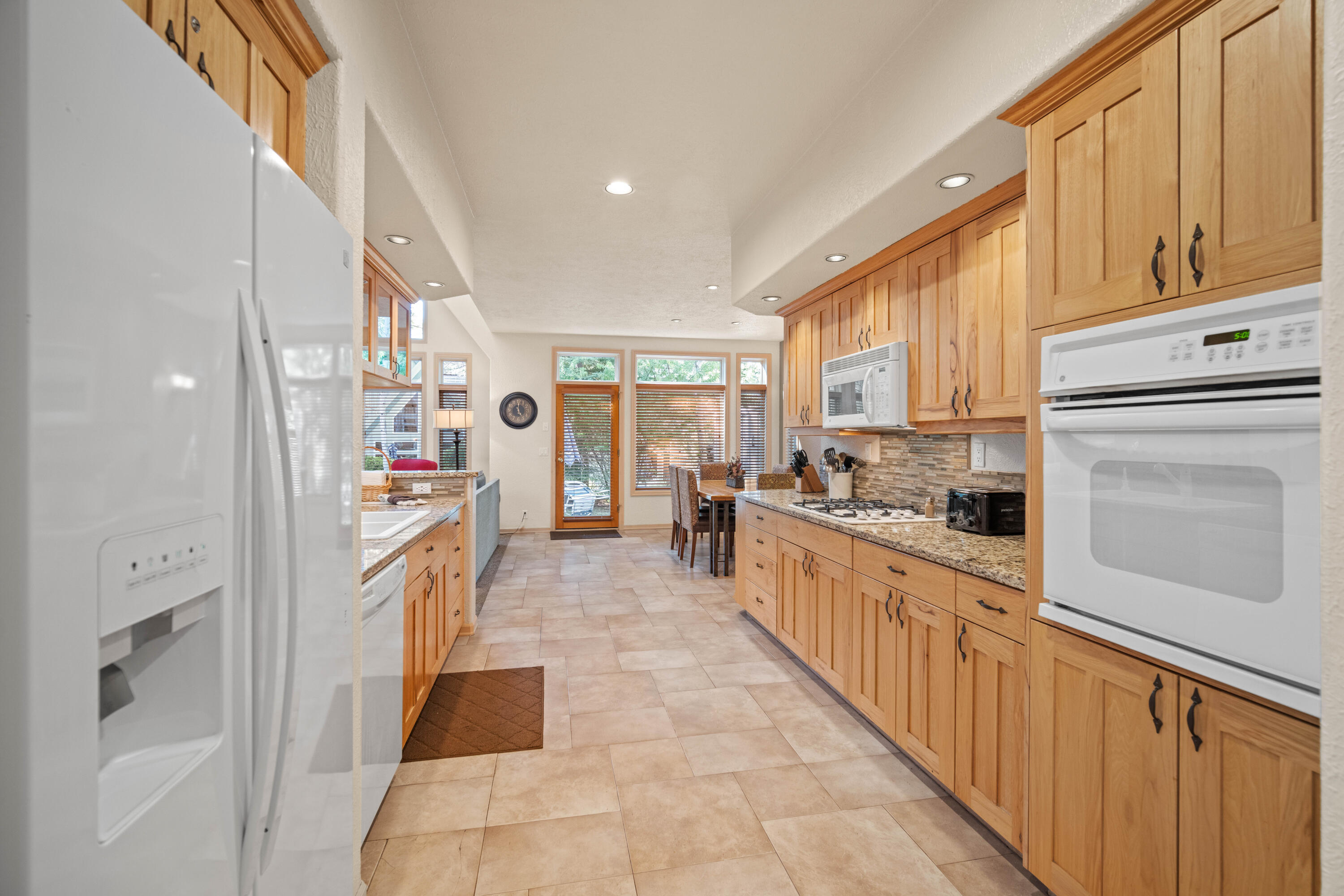 StoneTH - Residential